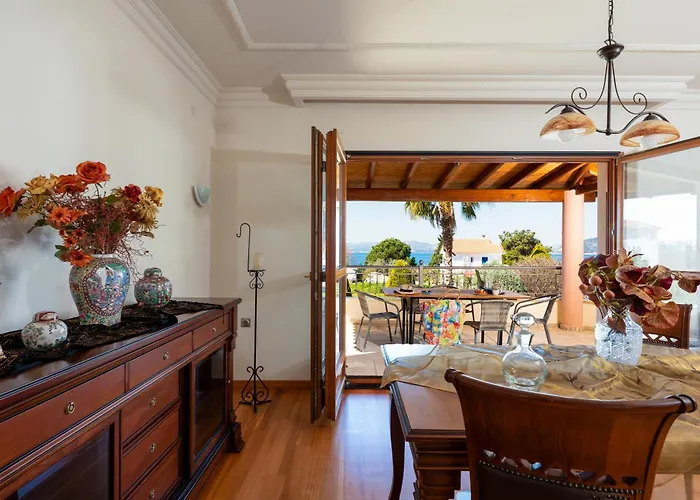 Christina's Twin Palm Trees House *