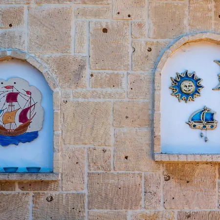 Christina's Twin Palm Trees House * Агрия